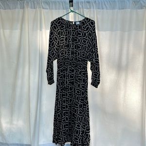 H&M black and white long dress. Size medium.